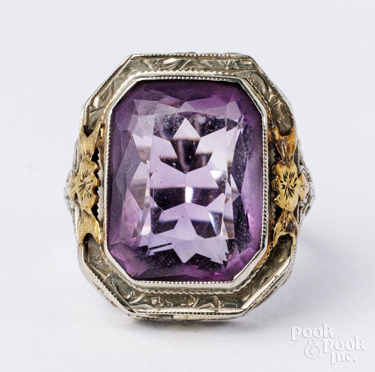 18k gold amethyst ring