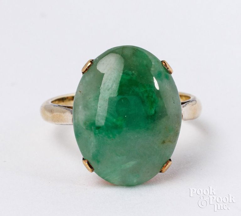 14k yellow gold dyed jade ring