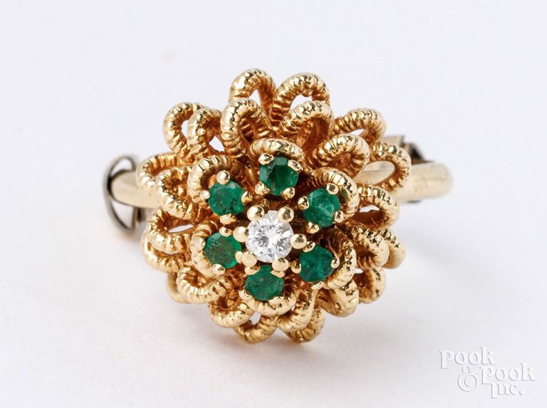 14k yellow gold diamond and emerald ring