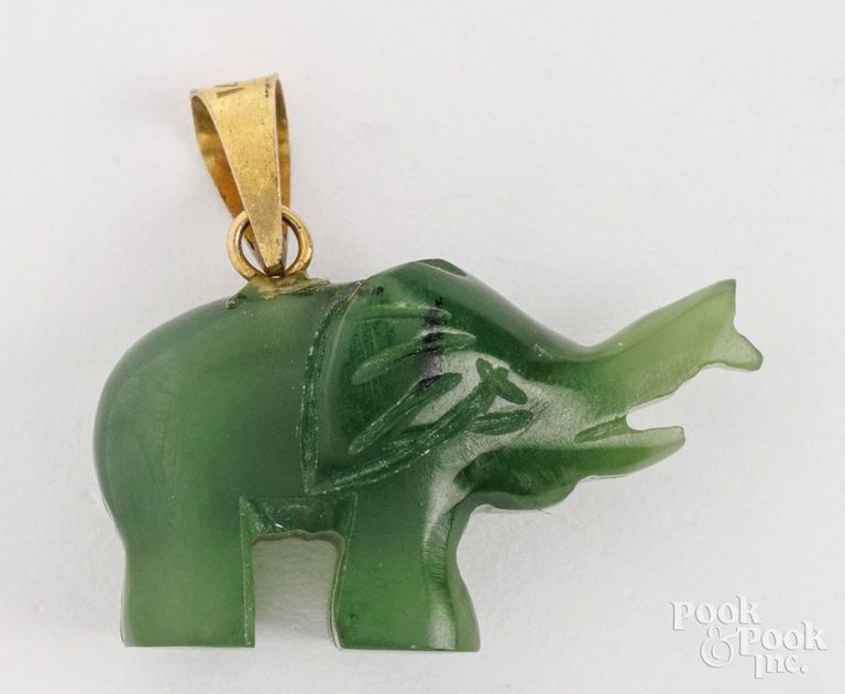14k yellow gold nephrite jade elephant pendant