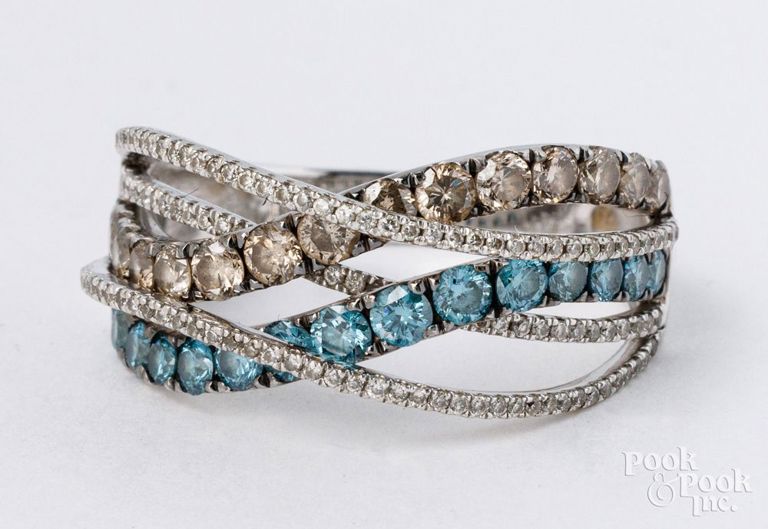 14k white gold diamond ring