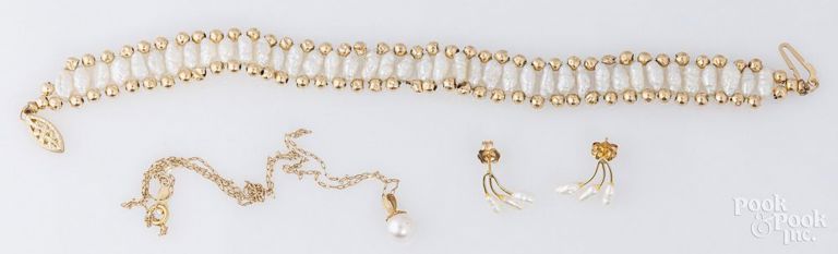 14k gold and pearl jewelry