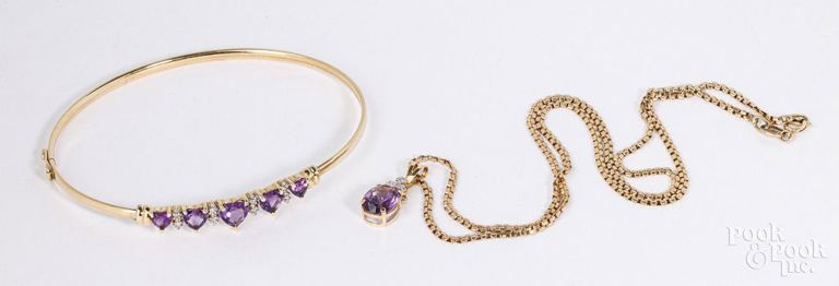 Amethyst and diamond gold jewelry