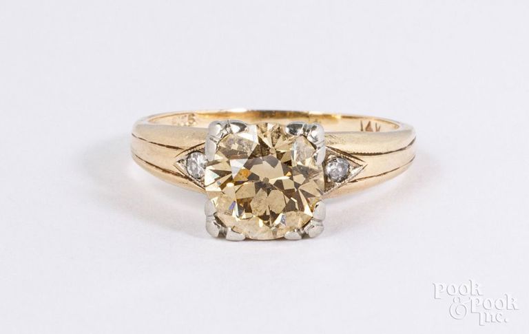 14k yellow gold diamond ring