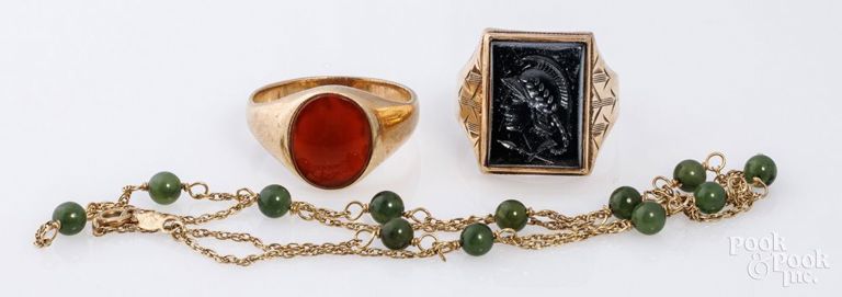 14k yellow gold necklace and two 10k gold rings