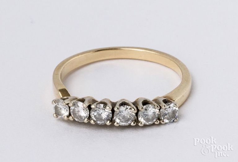 14k yellow gold diamond ring