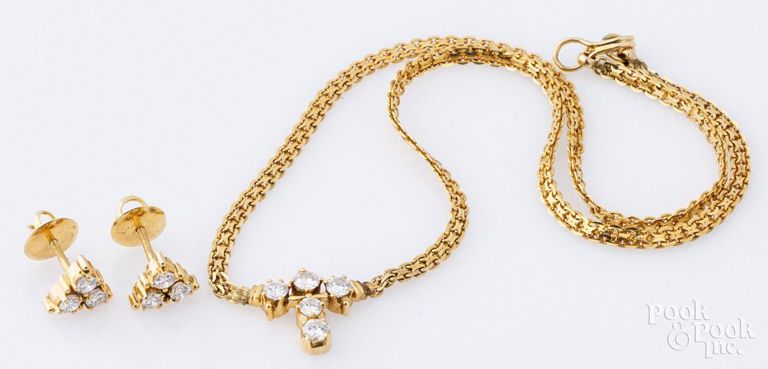 18k yellow gold necklace and earrings with diamonds