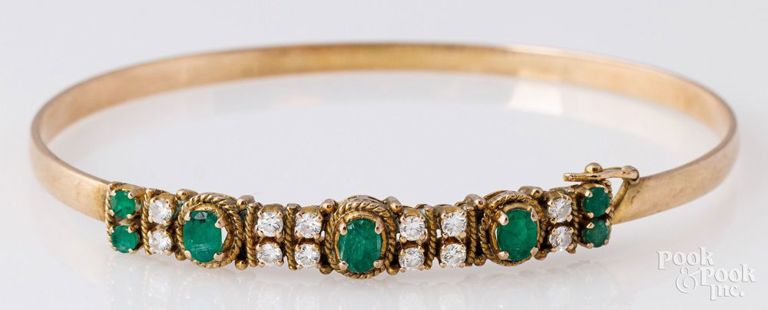 14k yellow gold diamond and emerald bracelet