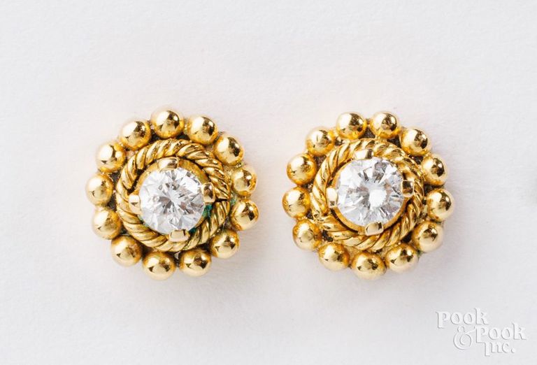 18k yellow gold diamond earrings