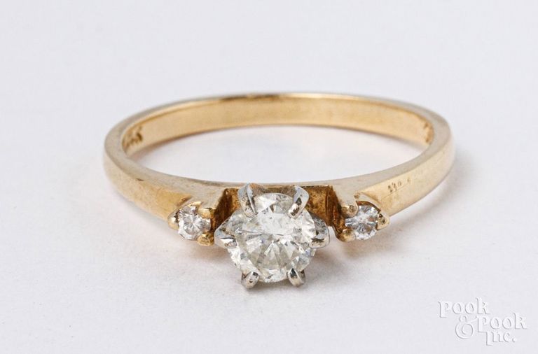 14k yellow gold diamond ring