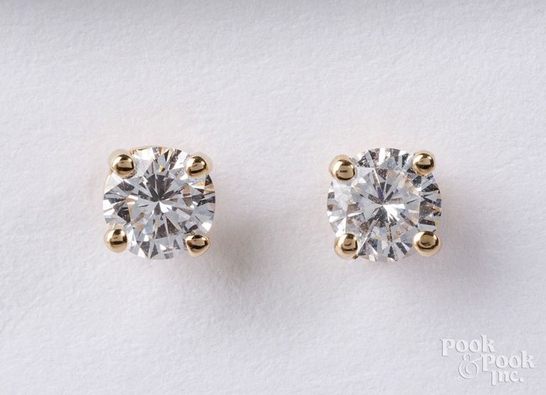 14k yellow gold diamond earrings