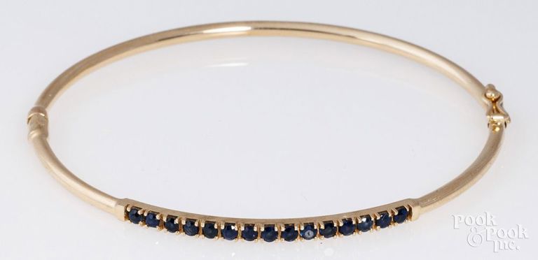 14k yellow gold blue sapphires bracelet