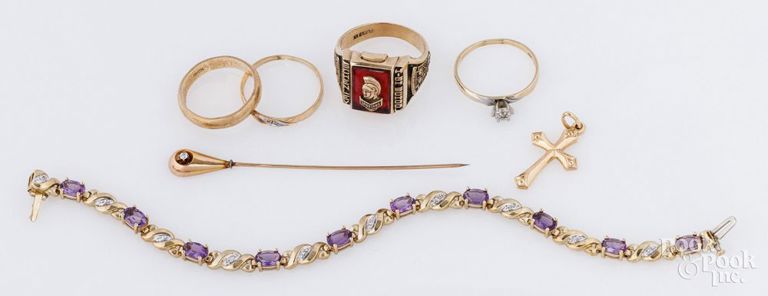 Gold jewelry with gemstones