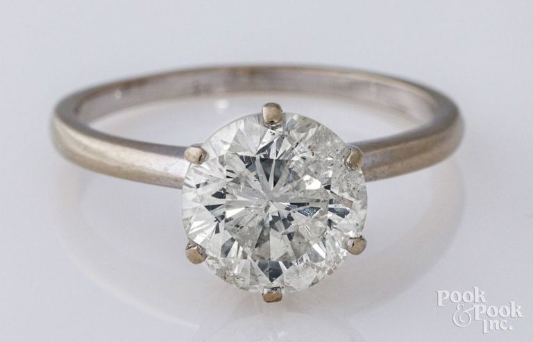 14k white gold solitaire diamond ring