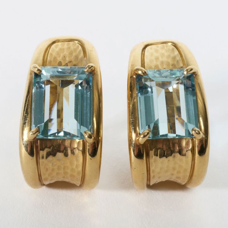 18k gold aquamarine Andrew Clunn earclips