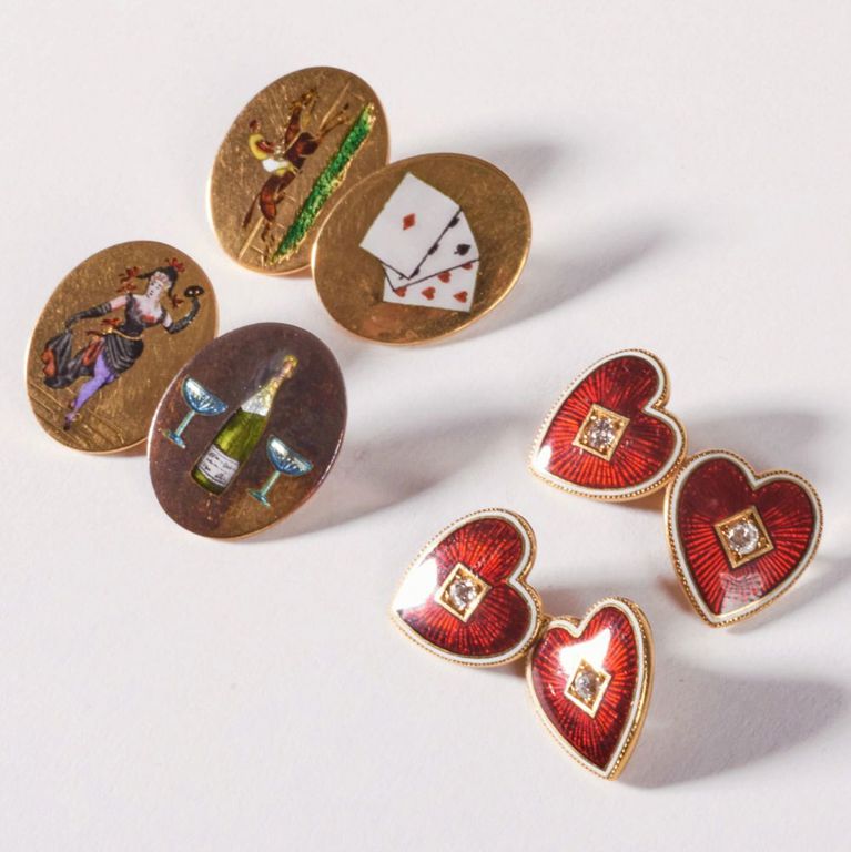 Two pairs of 18k gold enamel cufflinks