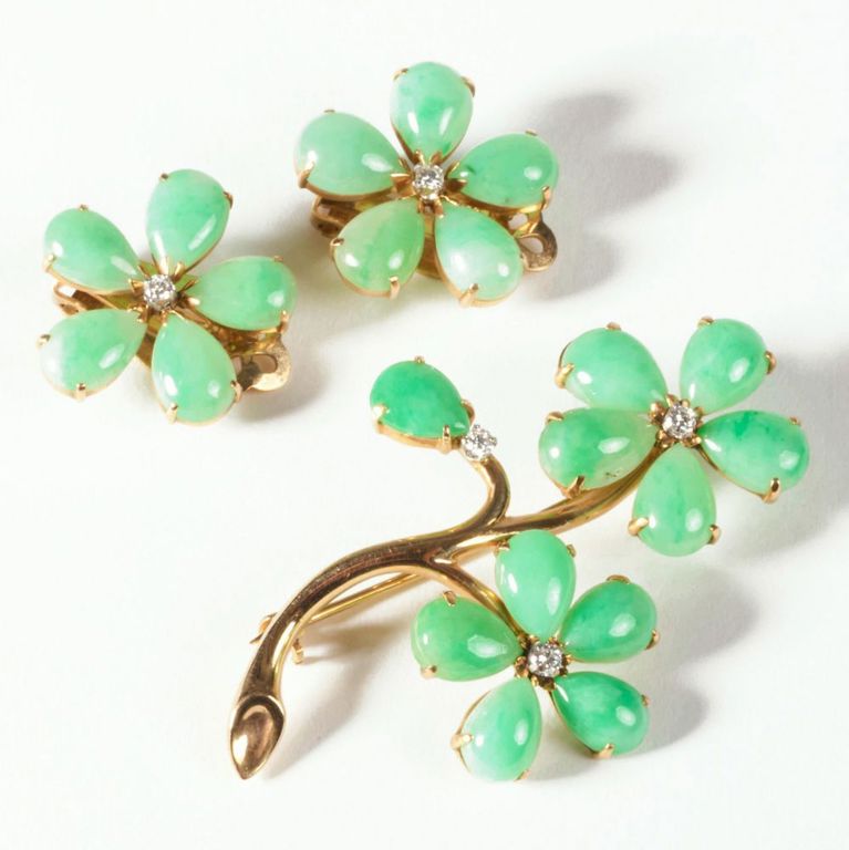 14k gold jade diamond floral earrings and brooch set