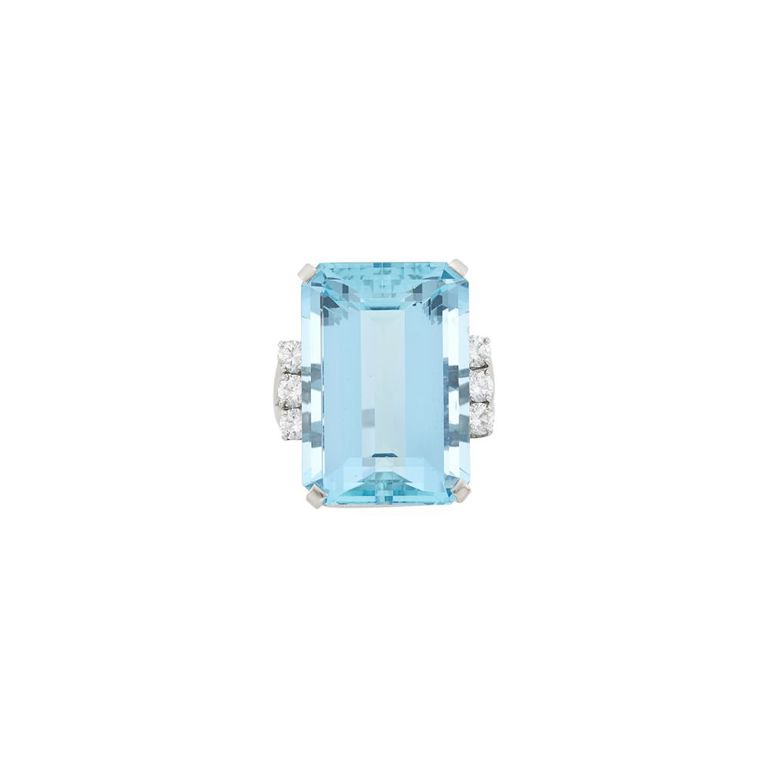 Platinum aquamarine and diamond ring