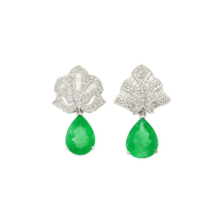 Platinum pendant earrings with emeralds and diamonds