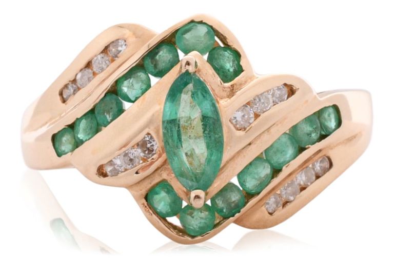 14k yellow gold emerald and diamond ring
