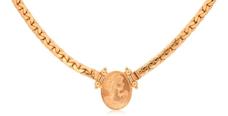 14k yellow gold cameo style necklace