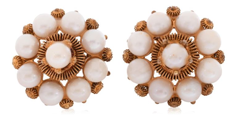 10k yellow gold and pearl earrings