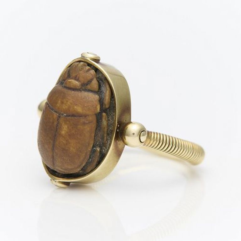 Modern 14k yellow gold steatite pendant