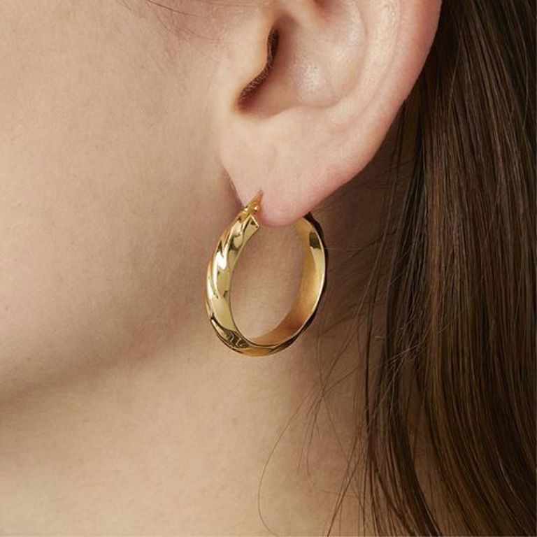 18k yellow gold hoop earrings