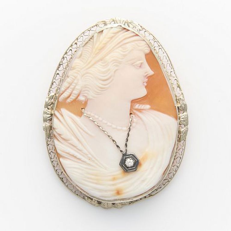 Cameo 14k white gold diamond brooch