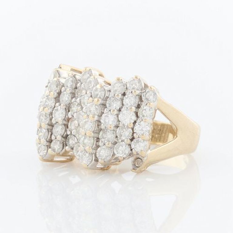 14k yellow gold cluster diamond ring