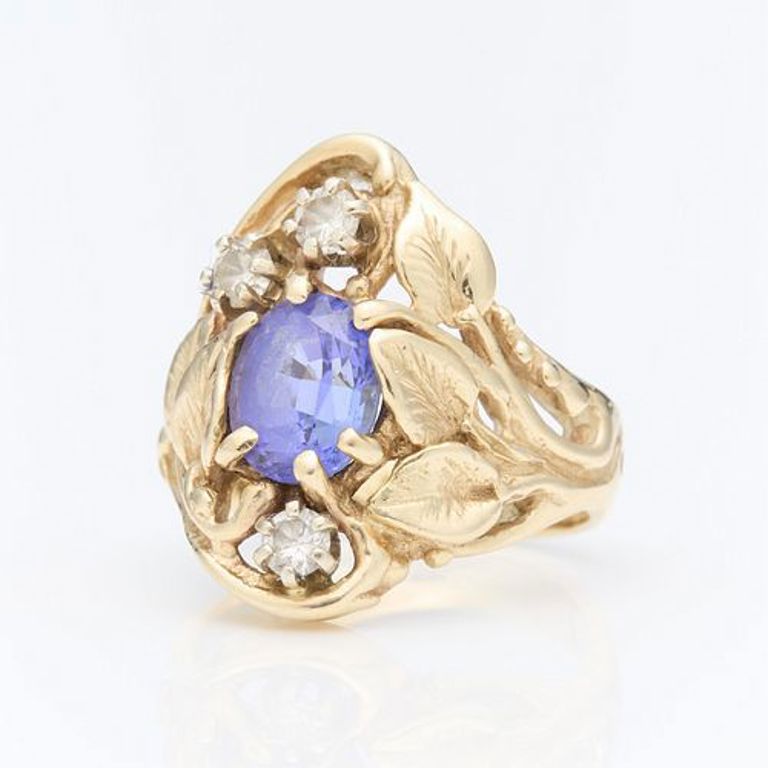 14k gold tanzanite ring