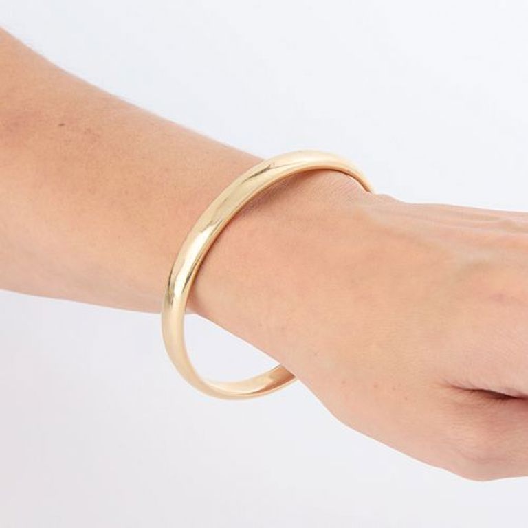 14k yellow gold bangle bracelet