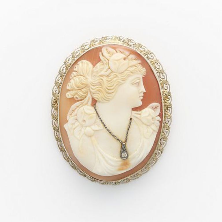 Cameo 14k white gold diamond brooch
