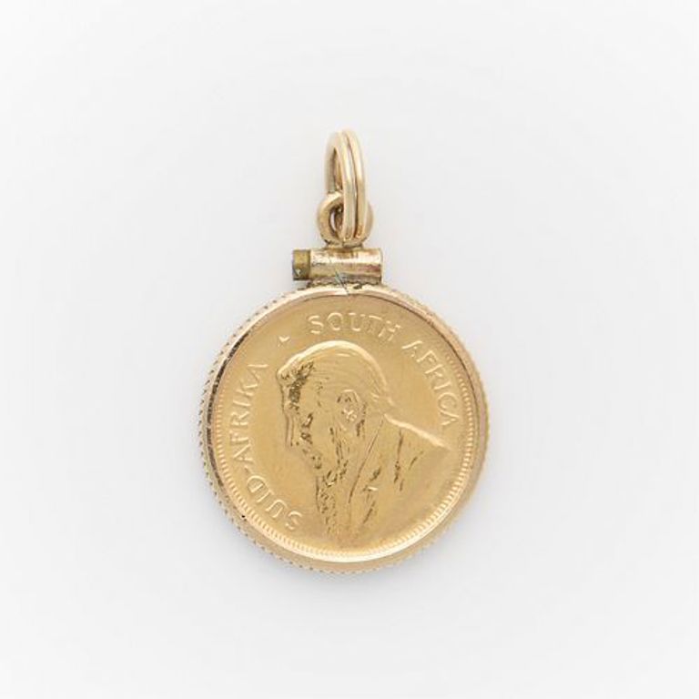 12k gold pendant