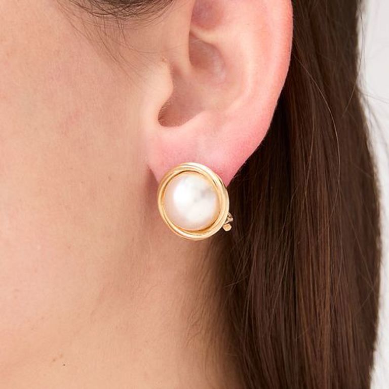 14k yellow gold pearl earrings