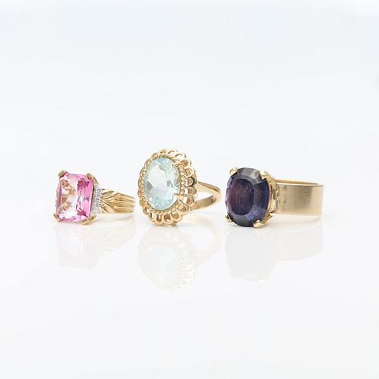 14k yellow gold cocktail synthetic stone ring