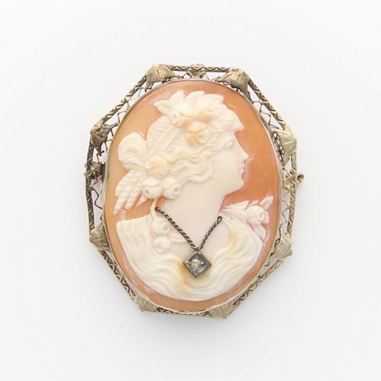 Cameo 14k white gold diamond brooch