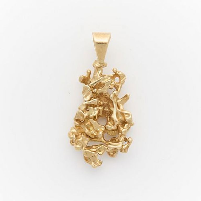 18k yellow gold pendant