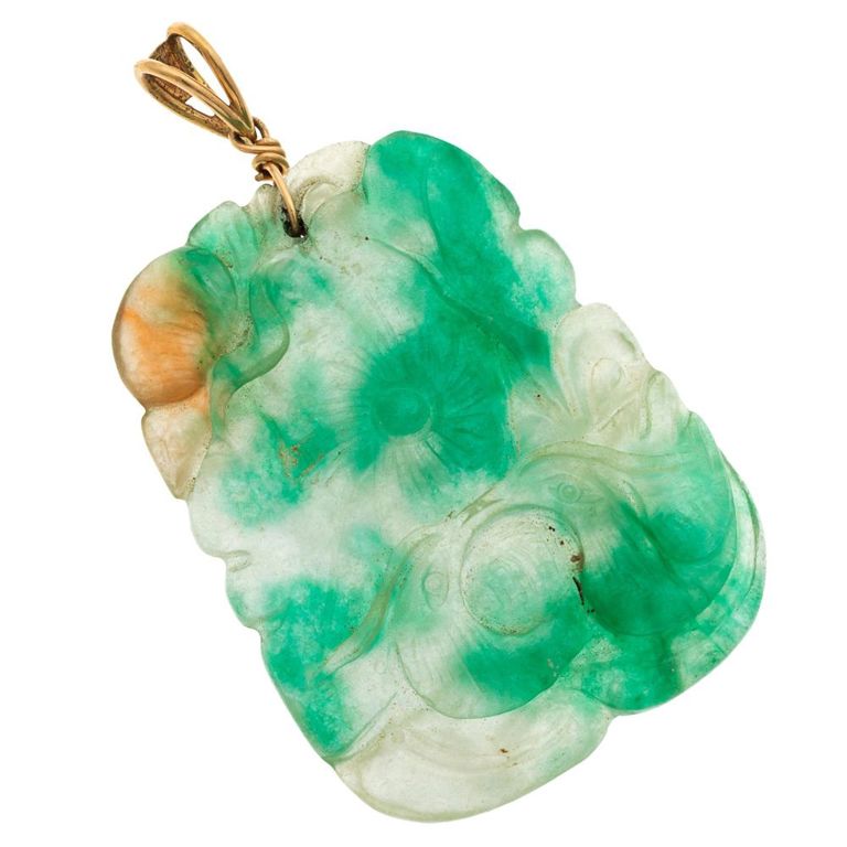 14k yellow gold jade pendant