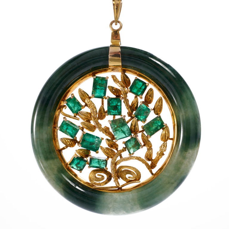14k gold jade pendant
