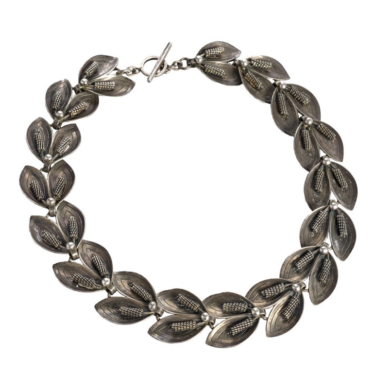 Aarre & Krogh sterling silver lily necklace