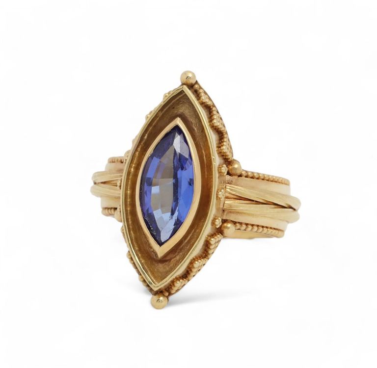18k gold tanzanite ring