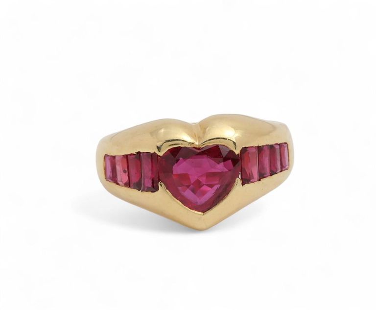 18k gold ruby ring