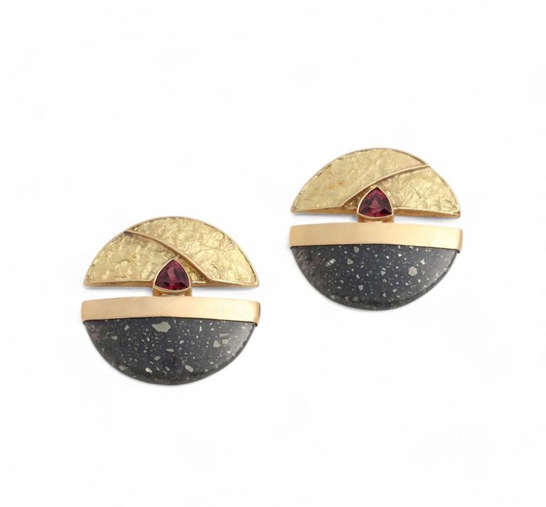 Diane Egbert rhodolite garnet, rutilated quartz and 18k gold ear clips