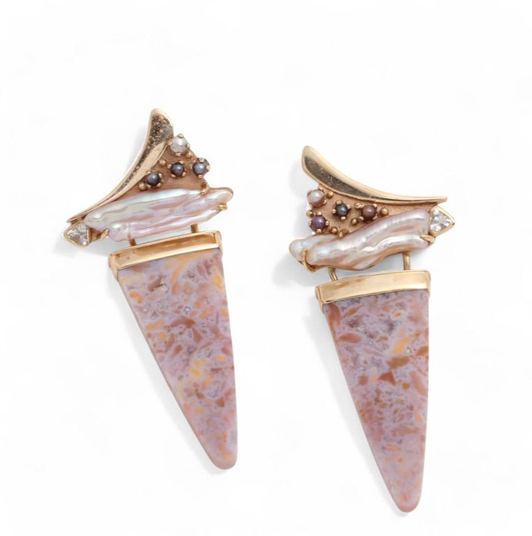 Agate, freshwater pearl, colorless sapphire and 14k gold ear pendants