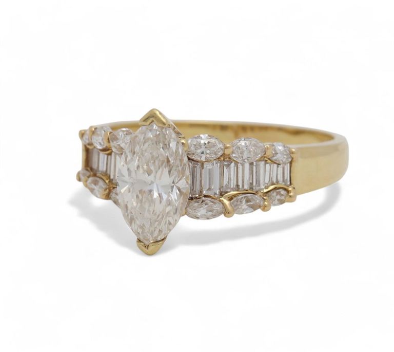 18k gold diamond ring