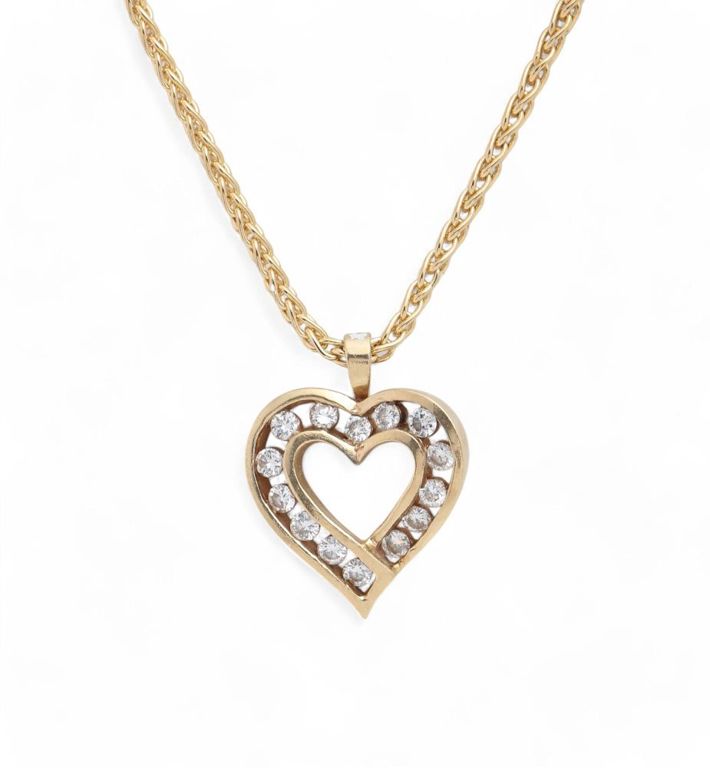 14k gold diamond heart pendant necklace with 18k chain