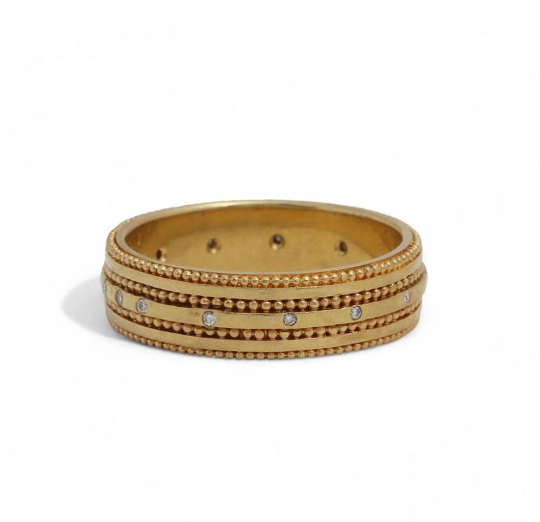 18k gold diamond ring