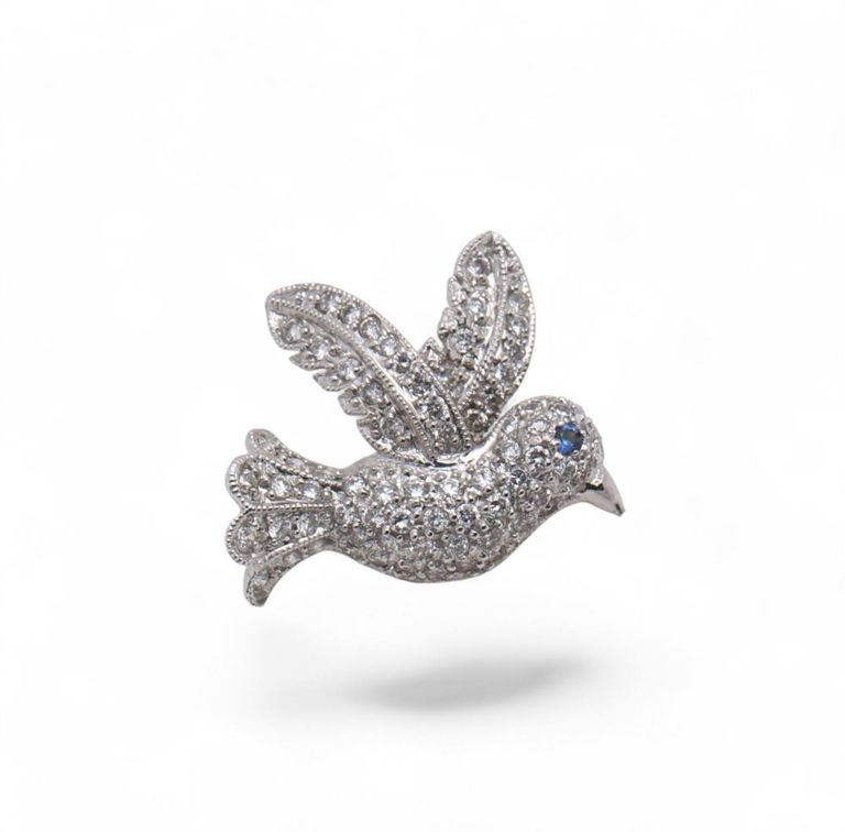 18k white gold diamond brooch