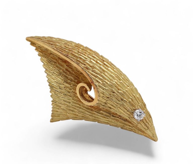 18k gold diamond clip